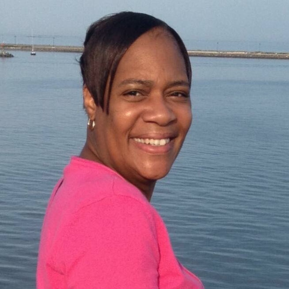 Meet your Posher, Stacy